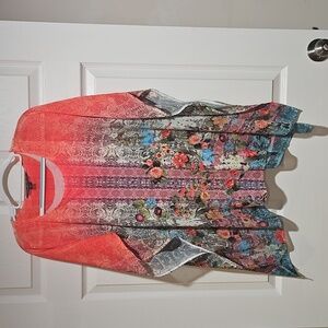 Elegant Floral Women's Tunic Top